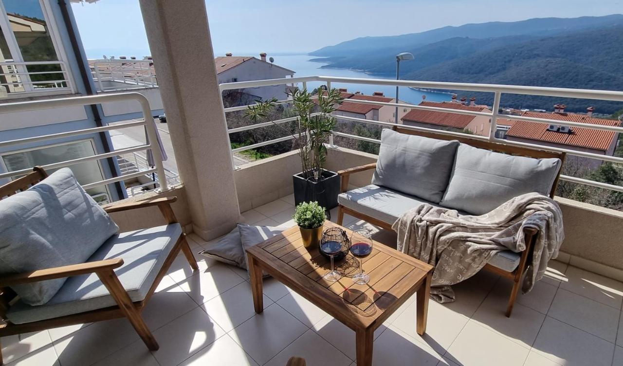 Apartment Cami -Stylish Apartment With A Beautiful Seaview Rabac Extérieur photo