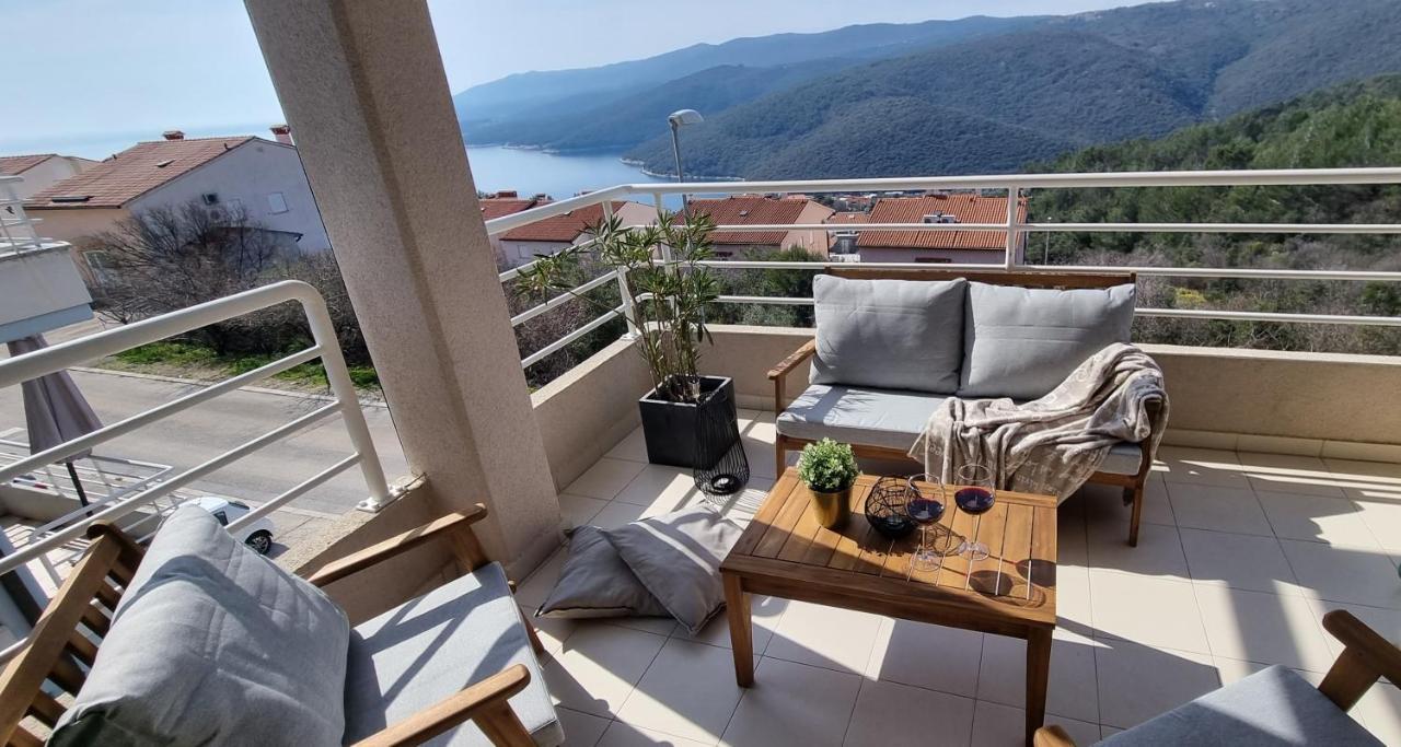 Apartment Cami -Stylish Apartment With A Beautiful Seaview Rabac Extérieur photo